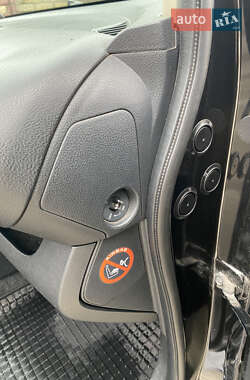 Хэтчбек Nissan Note 2007 в 