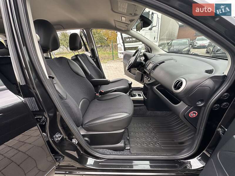 Хетчбек Nissan Note 2012 в Луцьку фото 16 Хетчбек Nissan Note 2012 в Луцьку