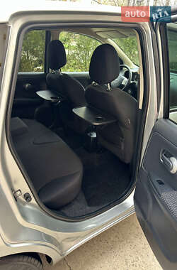 Хэтчбек Nissan Note 2006 в 