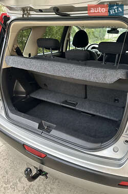 Хэтчбек Nissan Note 2006 в 