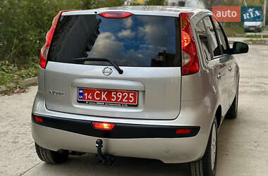 Хэтчбек Nissan Note 2006 в 