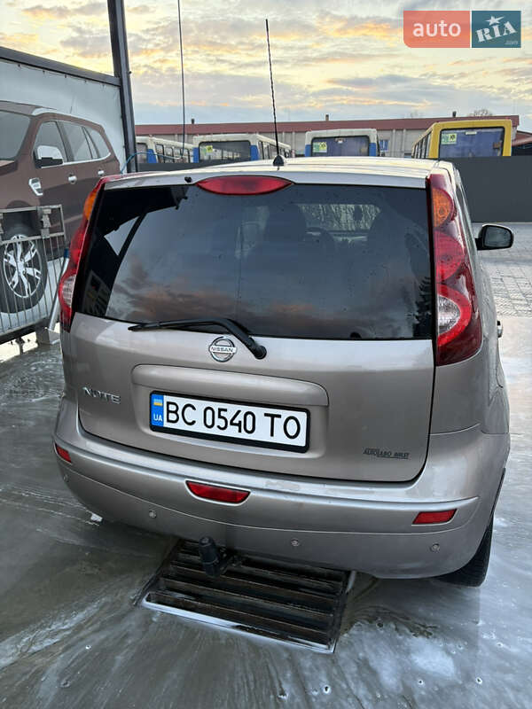 Хетчбек Nissan Note 2009 в Перемишлянах