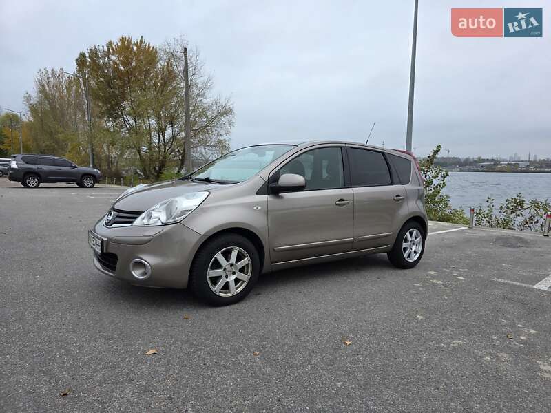 Хэтчбек Nissan Note 2012 в Киеве фото 8 Хэтчбек Nissan Note 2012 в Киеве