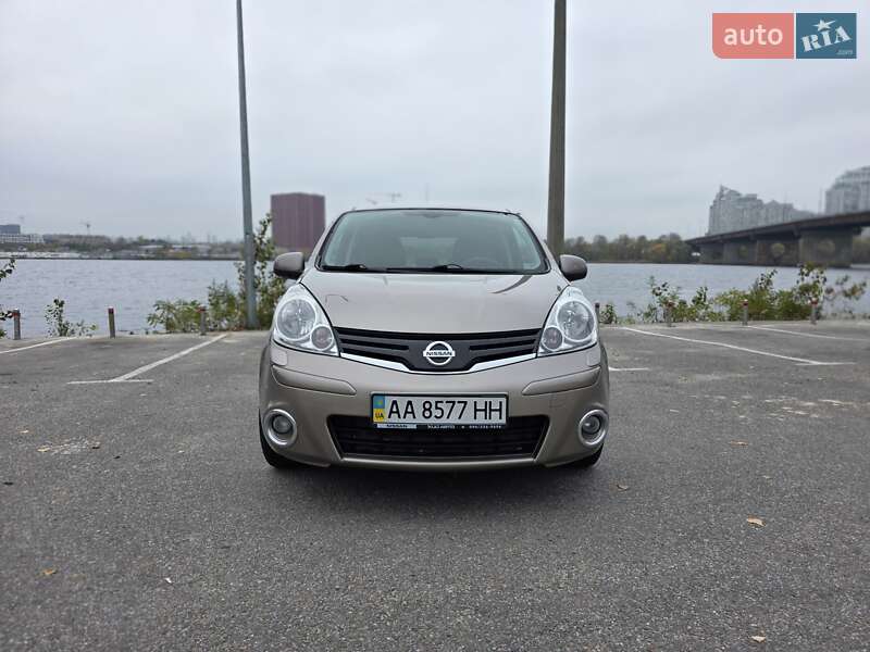 Хэтчбек Nissan Note 2012 в Киеве фото 14 Хэтчбек Nissan Note 2012 в Киеве