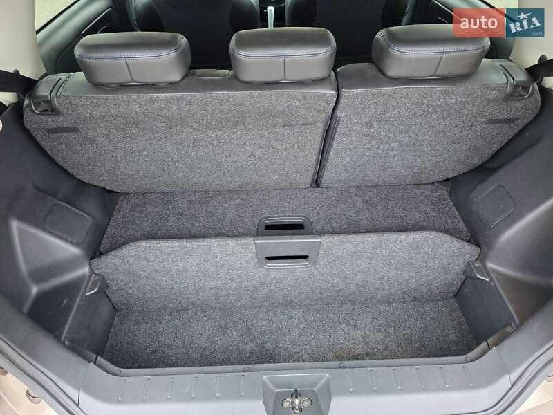 Хэтчбек Nissan Note 2012 в Киеве фото 24 Хэтчбек Nissan Note 2012 в Киеве