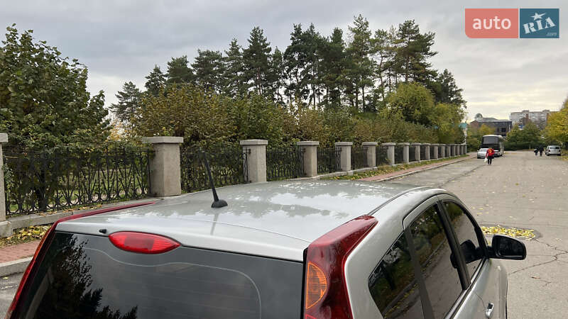 Хэтчбек Nissan Note 2009 в Умани фото 18 Хэтчбек Nissan Note 2009 в Умани