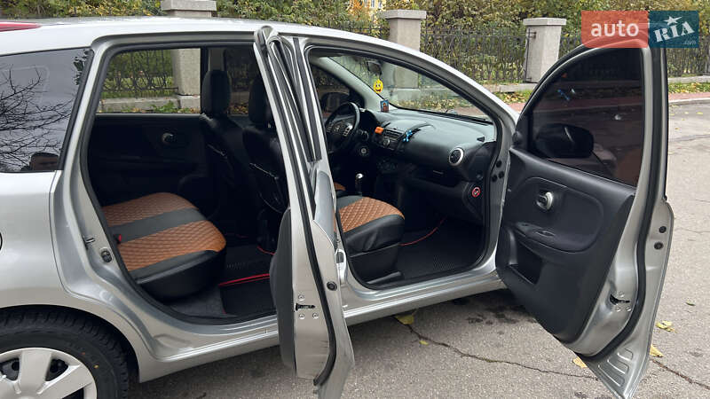 Хэтчбек Nissan Note 2009 в Умани фото 39 Хэтчбек Nissan Note 2009 в Умани