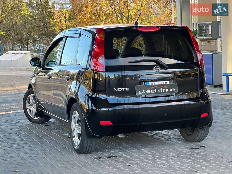 Хетчбек Nissan Note 2011 в Миколаєві
