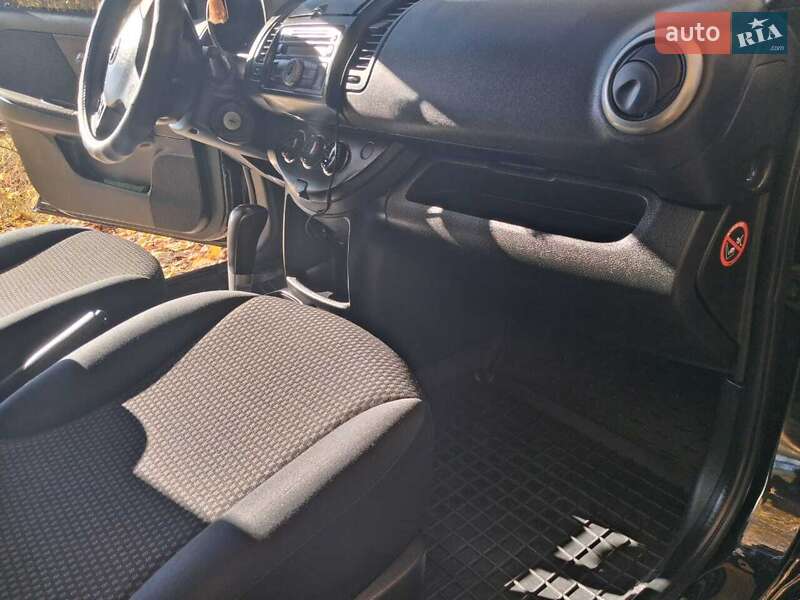 Хэтчбек Nissan Note 2008 в Виннице фото 20 Хэтчбек Nissan Note 2008 в Виннице