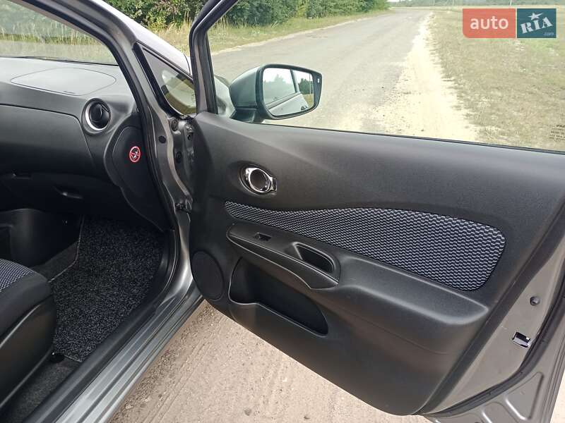 Хэтчбек Nissan Note 2014 в Бродах