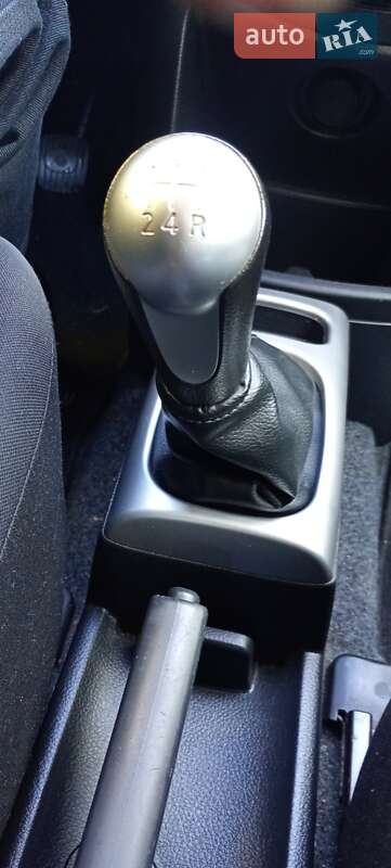 Хэтчбек Nissan Note 2013 в Радивилове фото 36 Хэтчбек Nissan Note 2013 в Радивилове