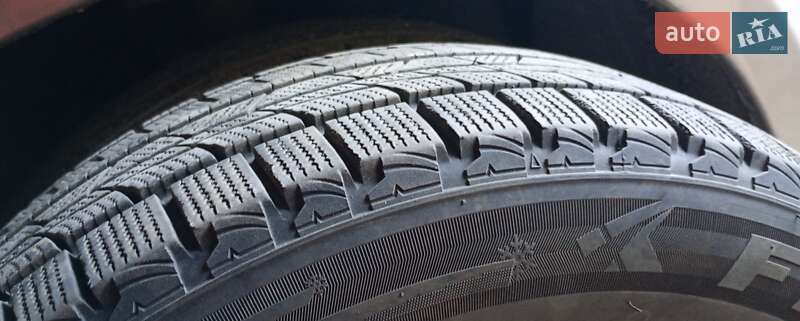 Хэтчбек Nissan Note 2013 в Радивилове фото 10 Хэтчбек Nissan Note 2013 в Радивилове