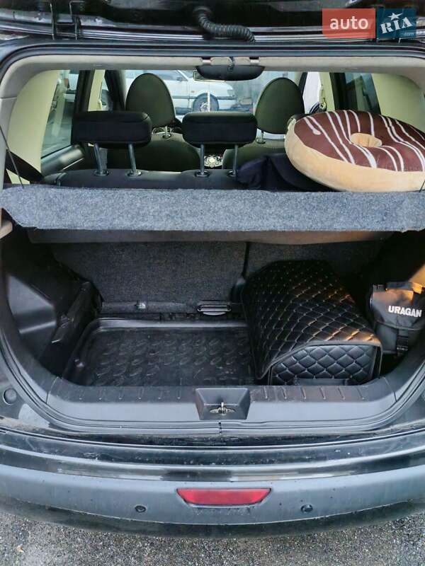 Хетчбек Nissan Note 2006 в Києві