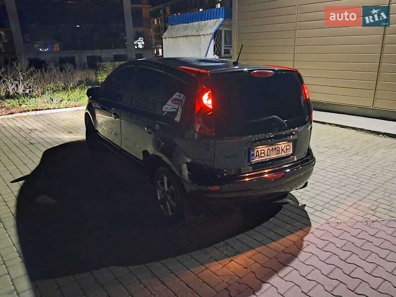 Хэтчбек Nissan Note 2008 в Виннице фото 34 Хэтчбек Nissan Note 2008 в Виннице