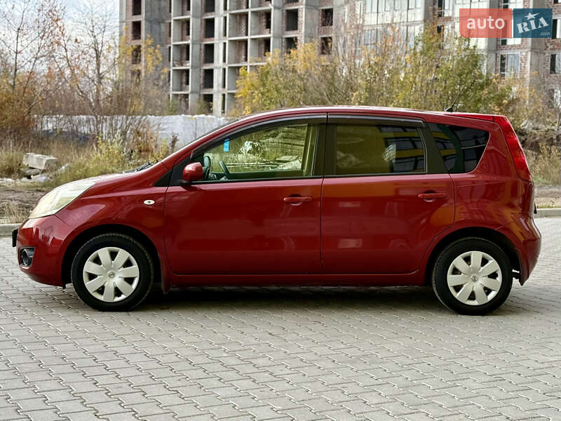 Хетчбек Nissan Note 2012 в Тернополі