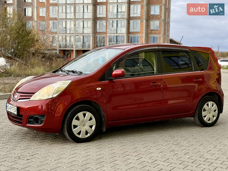 Хетчбек Nissan Note 2012 в Тернополі