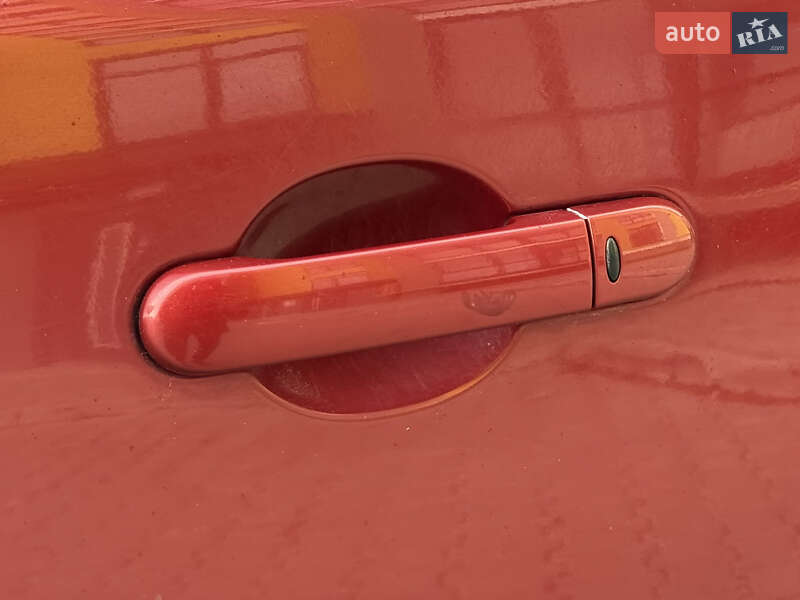 Хетчбек Nissan Note 2012 в Тернополі