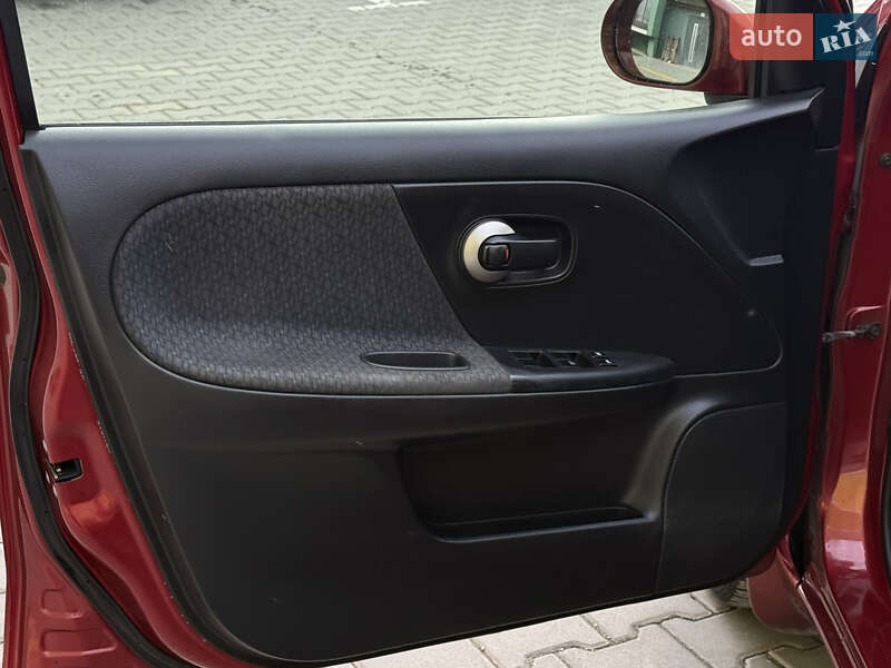 Хетчбек Nissan Note 2012 в Тернополі