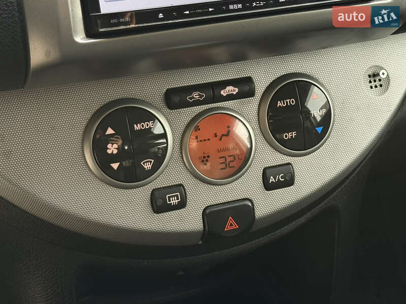 Хетчбек Nissan Note 2012 в Тернополі