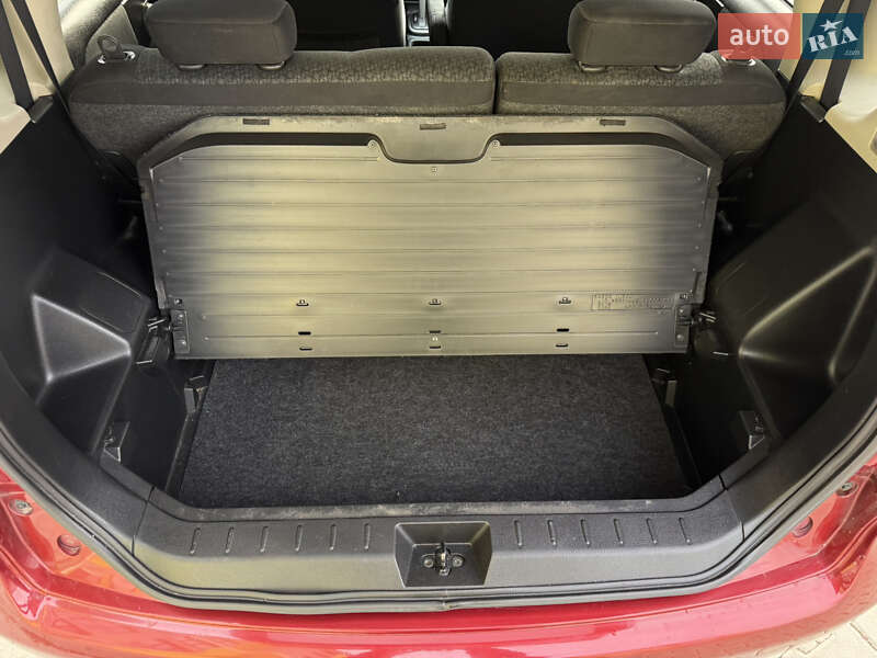 Хетчбек Nissan Note 2012 в Тернополі