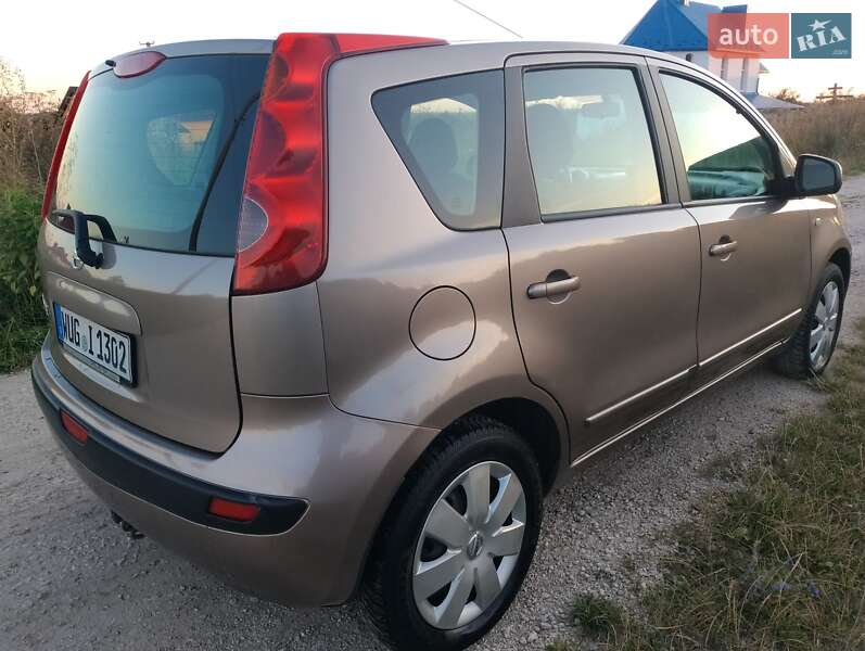 Хэтчбек Nissan Note 2008 в Тернополе