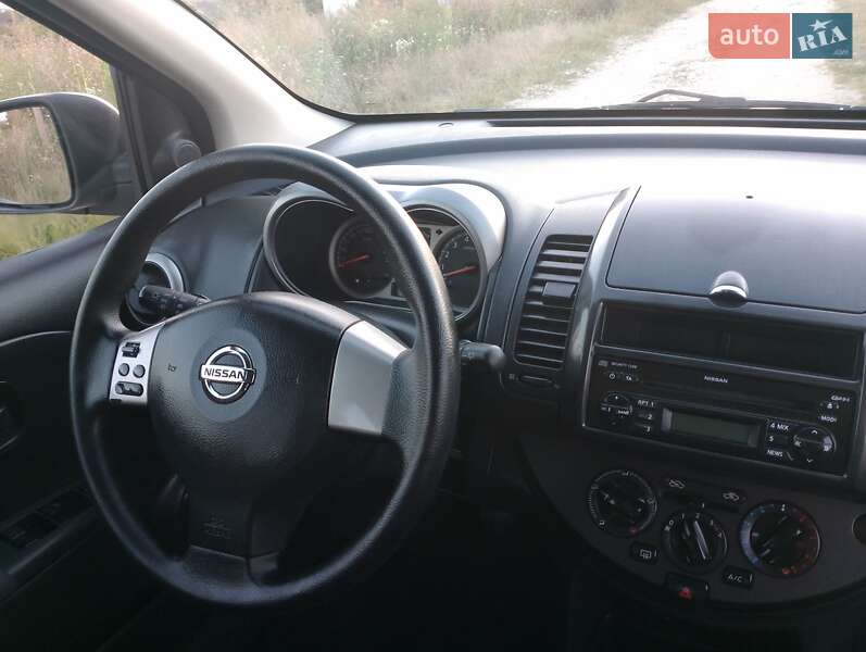 Хэтчбек Nissan Note 2008 в Тернополе