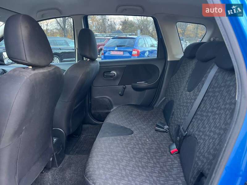 Хэтчбек Nissan Note 2008 в Стрые