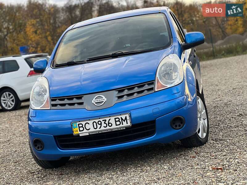 Хэтчбек Nissan Note 2008 в Стрые