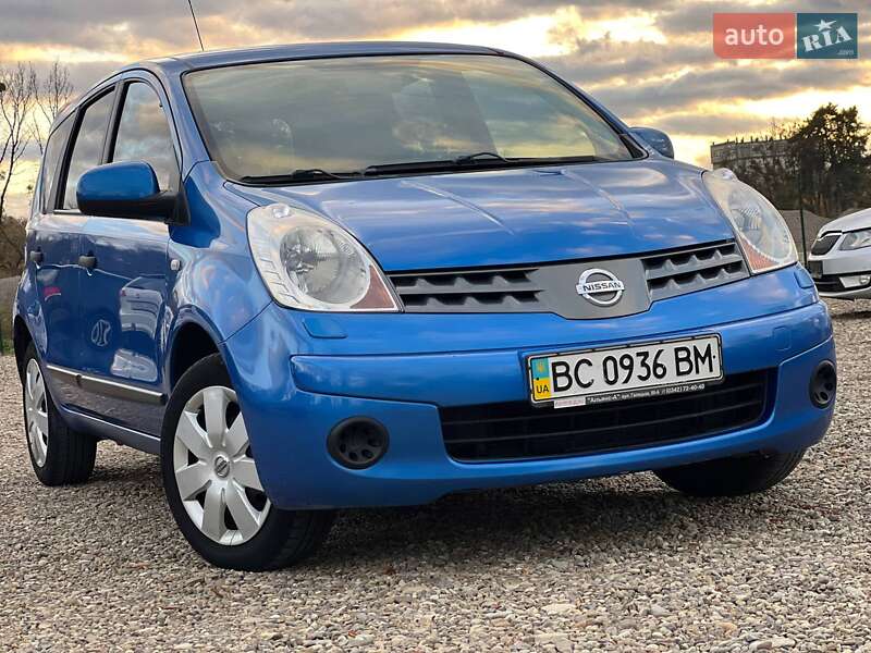 Хэтчбек Nissan Note 2008 в Стрые