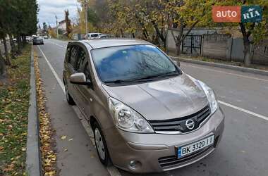 Хэтчбек Nissan Note 2008 в Ровно