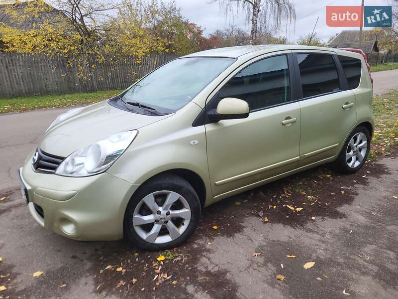 Хэтчбек Nissan Note 2010 в Чернигове фото 2 Хэтчбек Nissan Note 2010 в Чернигове