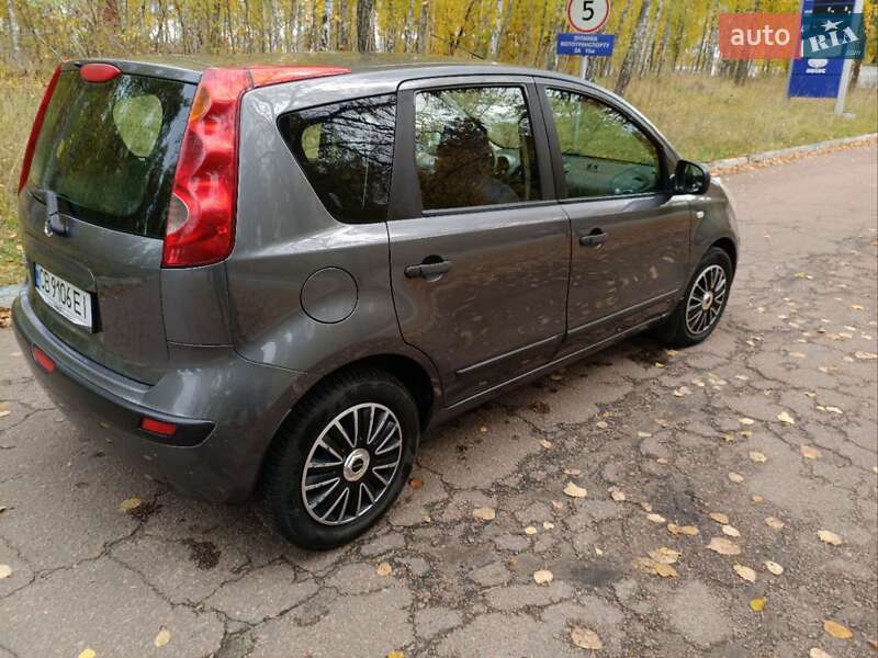 Хэтчбек Nissan Note 2006 в Чернигове