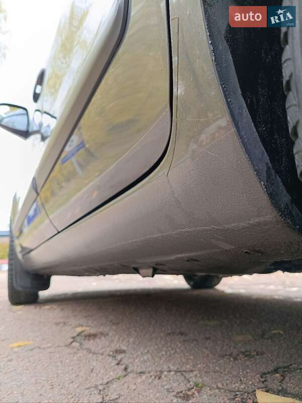 Хэтчбек Nissan Note 2006 в Чернигове