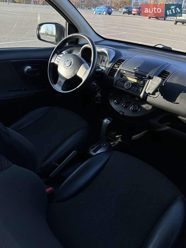 Хэтчбек Nissan Note 2008 в Киеве