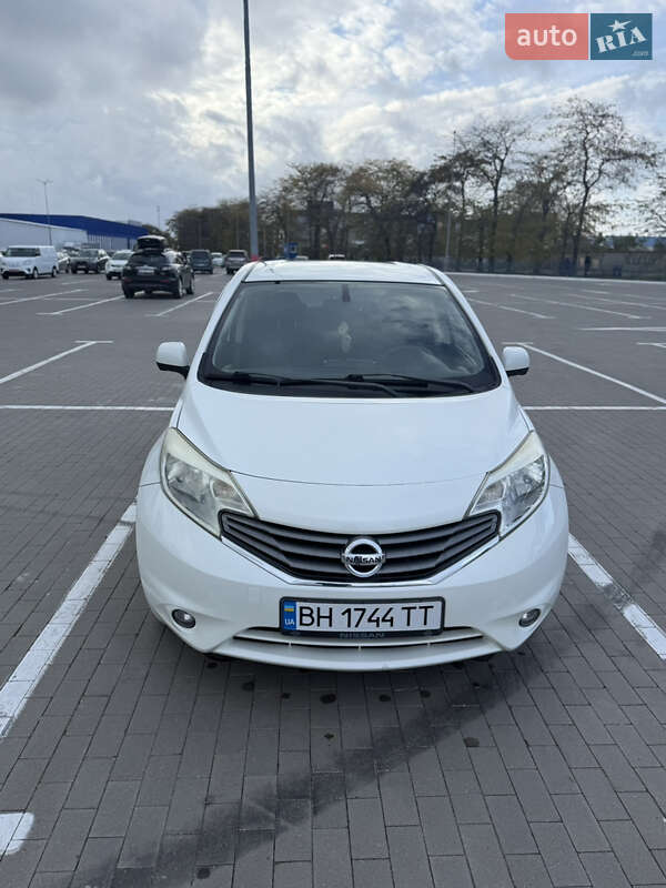 Хэтчбек Nissan Note 2012 в Одессе фото 2 Хэтчбек Nissan Note 2012 в Одессе
