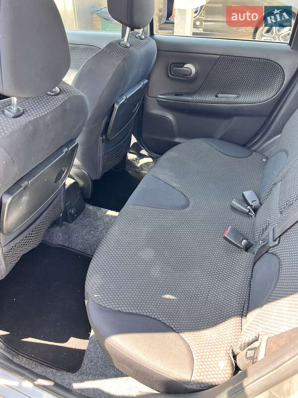 Хэтчбек Nissan Note 2006 в Сосновке фото 11 Хэтчбек Nissan Note 2006 в Сосновке