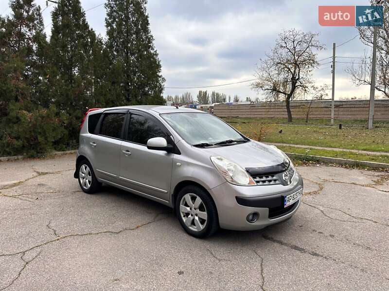 Хэтчбек Nissan Note 2006 в Запорожье