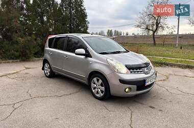Хэтчбек Nissan Note 2006 в Запорожье