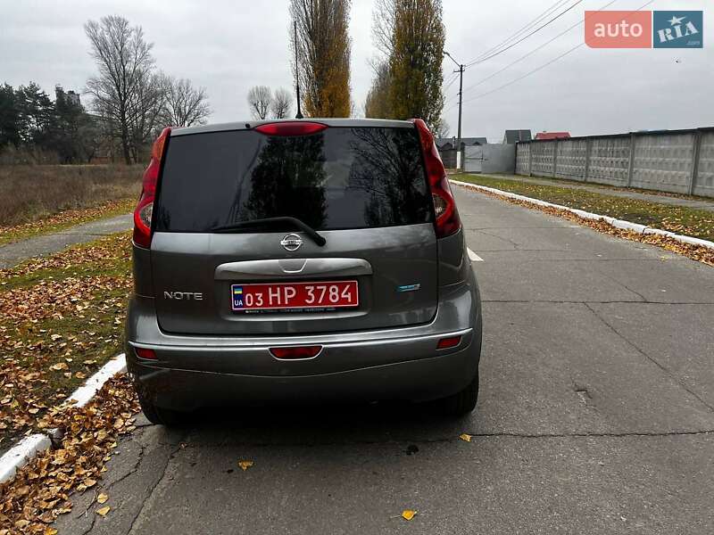 Хетчбек Nissan Note 2011 в Кременчуці