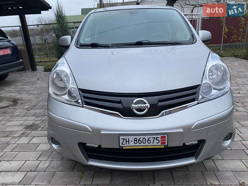 Хэтчбек Nissan Note 2010 в Виннице