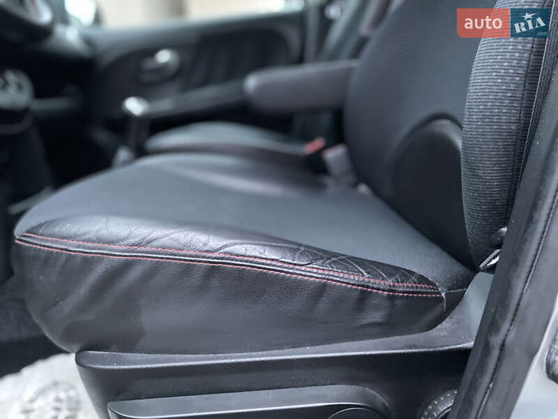 Хэтчбек Nissan Note 2010 в Виннице