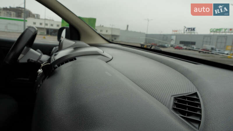 Хетчбек Nissan Note 2007 в Одесі фото 32 Хетчбек Nissan Note 2007 в Одесі