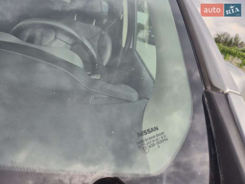 Хэтчбек Nissan Note 2008 в Киеве