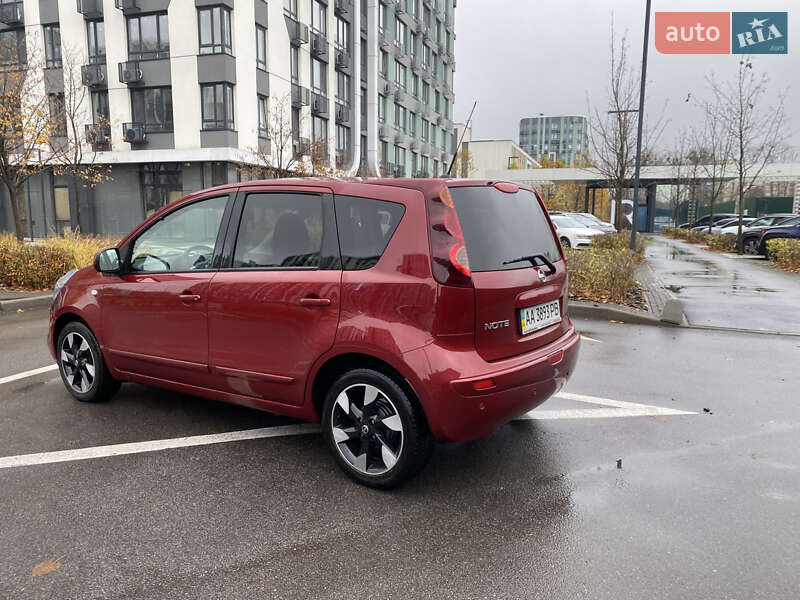 Хэтчбек Nissan Note 2012 в Киеве фото 18 Хэтчбек Nissan Note 2012 в Киеве