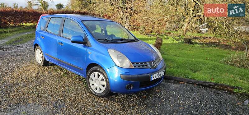 Хэтчбек Nissan Note 2006 в Киеве фото 2 Хэтчбек Nissan Note 2006 в Киеве