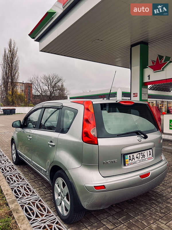 Хетчбек Nissan Note 2008 в Житомирі