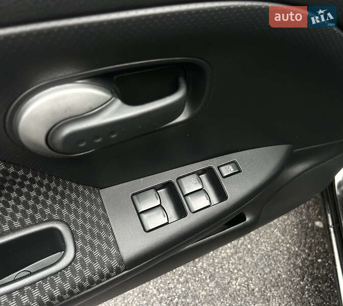 Хетчбек Nissan Note 2007 в Вінниці фото 45 Хетчбек Nissan Note 2007 в Вінниці