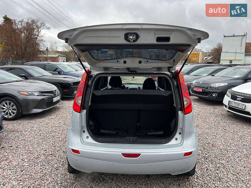 Хэтчбек Nissan Note 2008 в Полтаве фото 9 Хэтчбек Nissan Note 2008 в Полтаве