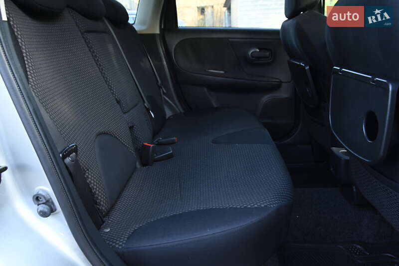 Хэтчбек Nissan Note 2006 в Бердичеве фото 23 Хэтчбек Nissan Note 2006 в Бердичеве