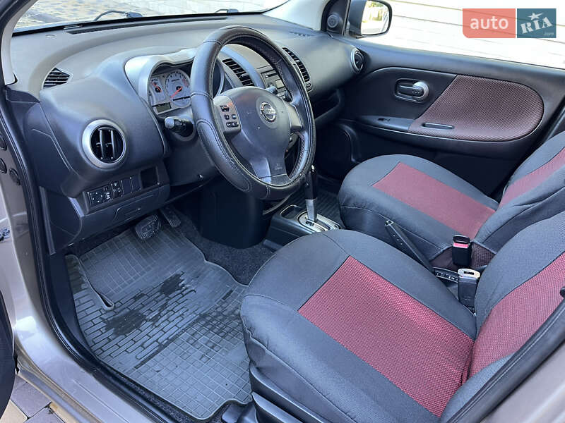 Хэтчбек Nissan Note 2007 в Могилев-Подольске